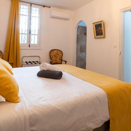 Bien D'Exception En Face Du Palais Des Papes Apartment Avignon Luaran gambar